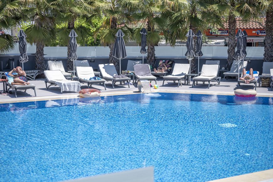 Dionysos Hotel & Suites